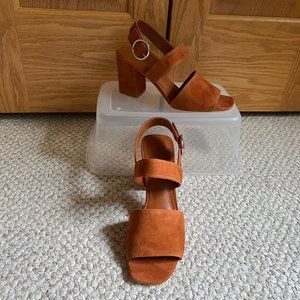 VIA SPIGA - Evelyne Block Heel Suede Sandal - NEW, no Box